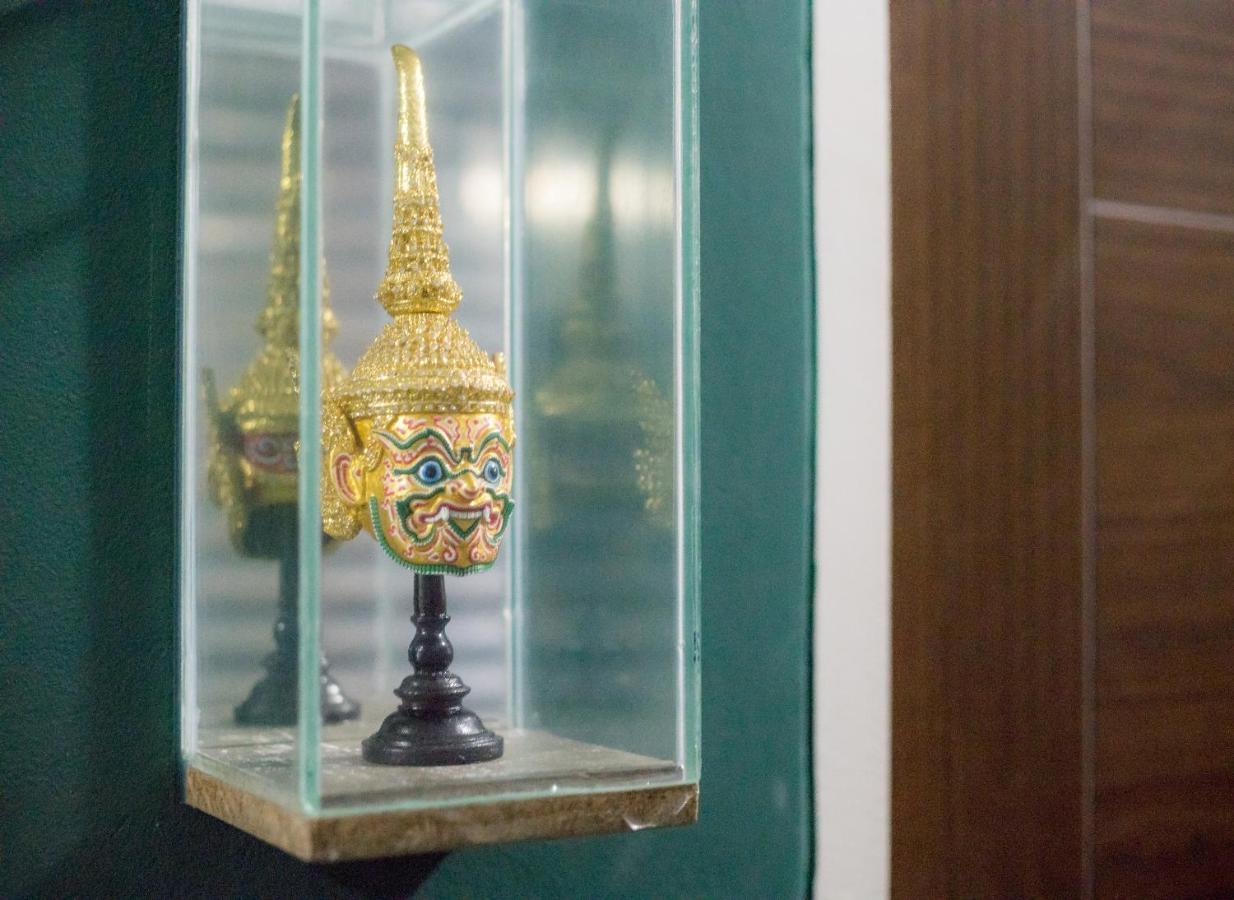 Rumluek Bangkok Eksteriør billede